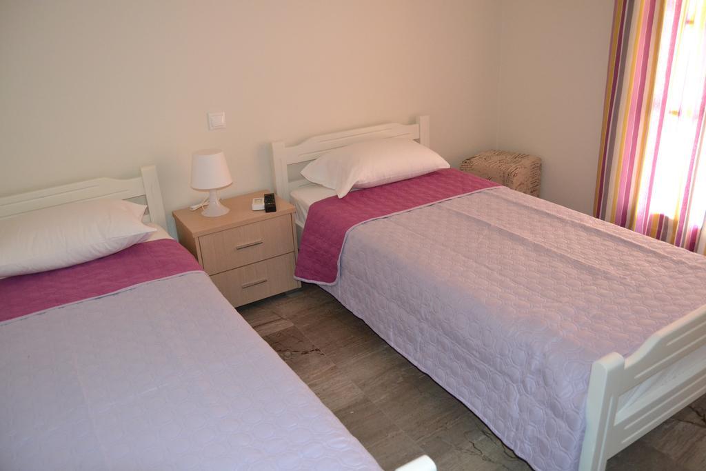 Anna Apartments Kontokali Zimmer foto
