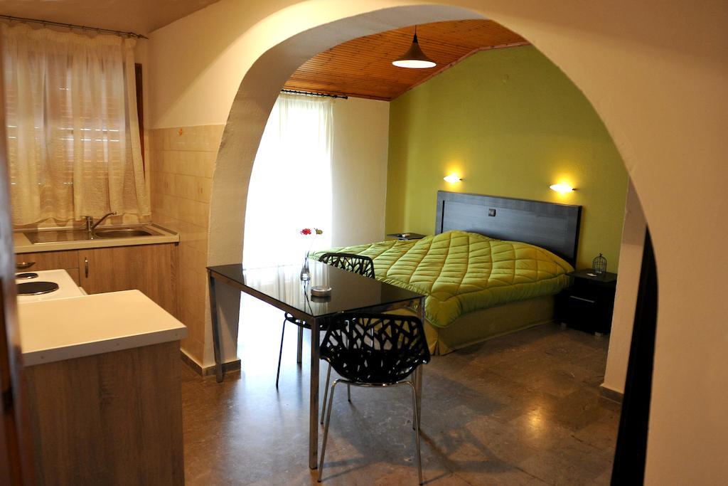 Anna Apartments Kontokali Zimmer foto